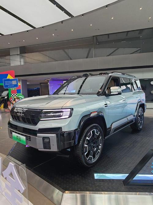 佛山三水区迪欧宝企业管理咨询比亚迪方程豹硬派越野的爆款，英菲尼迪35周年与你共成长